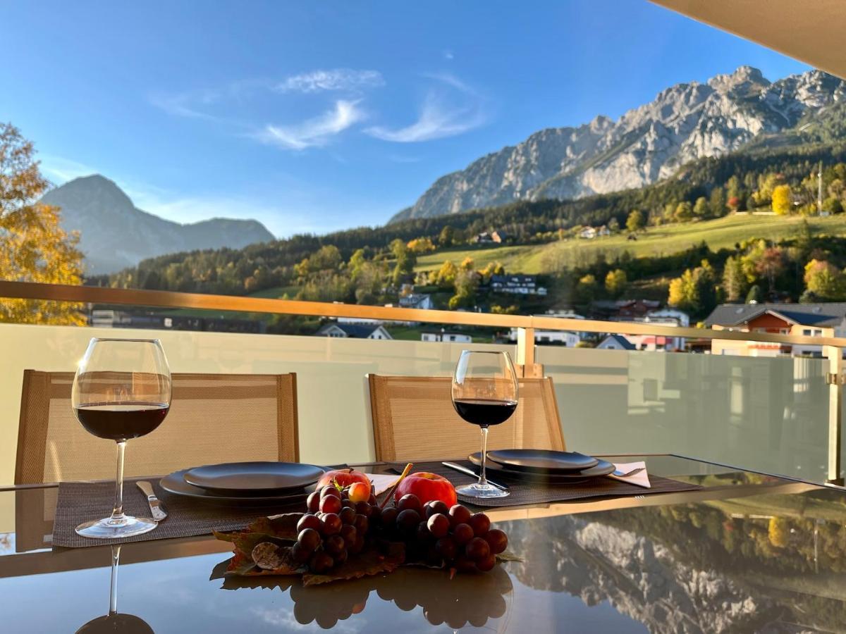 Alpin Art Appartements Grobming Bagian luar foto