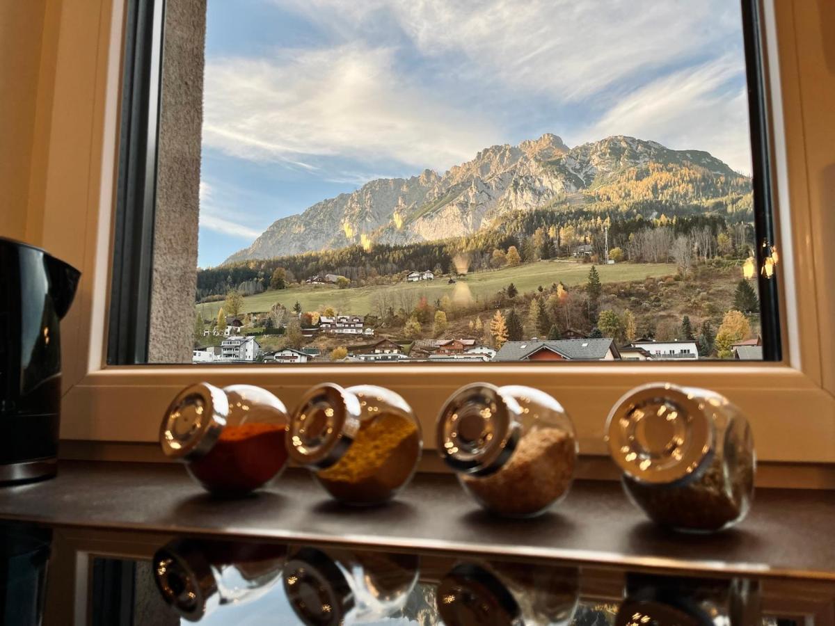 Alpin Art Appartements Grobming Bagian luar foto